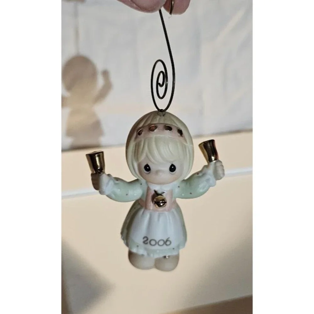 Charming Precious Moments Little Girl , Figurine/Ornament with Gold Accents 2006